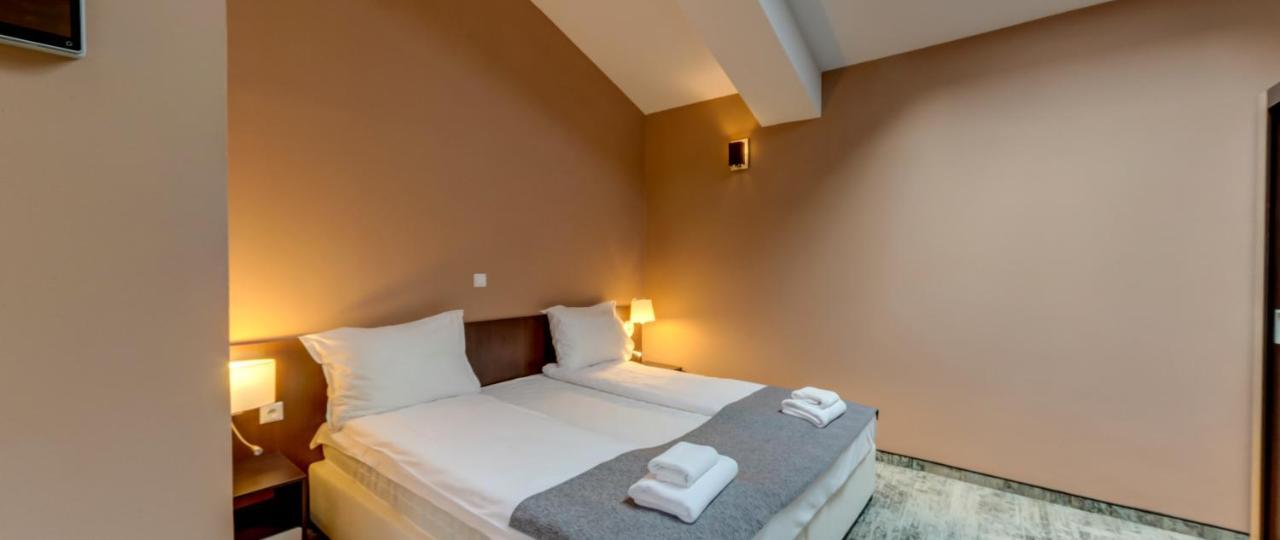 Balkan Hotel Chiflik Εξωτερικό φωτογραφία