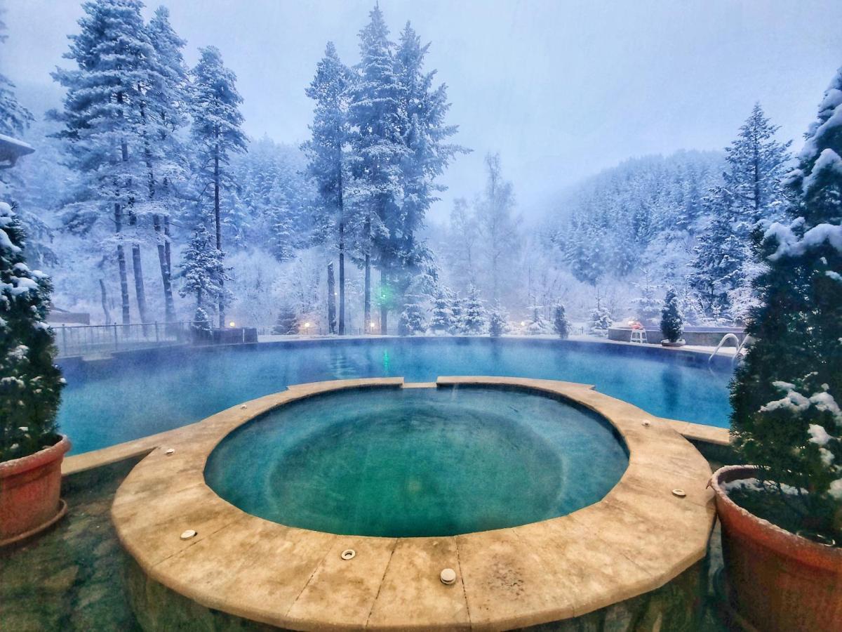 Balkan Hotel Chiflik Εξωτερικό φωτογραφία