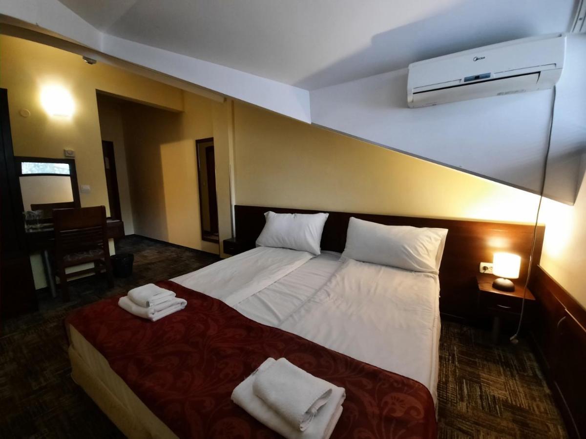 Balkan Hotel Chiflik Εξωτερικό φωτογραφία