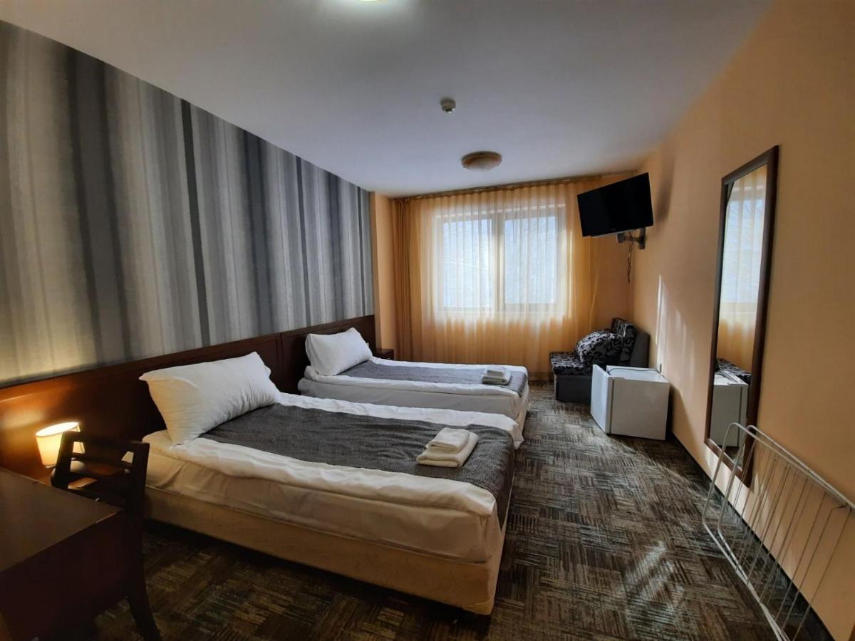 Balkan Hotel Chiflik Εξωτερικό φωτογραφία