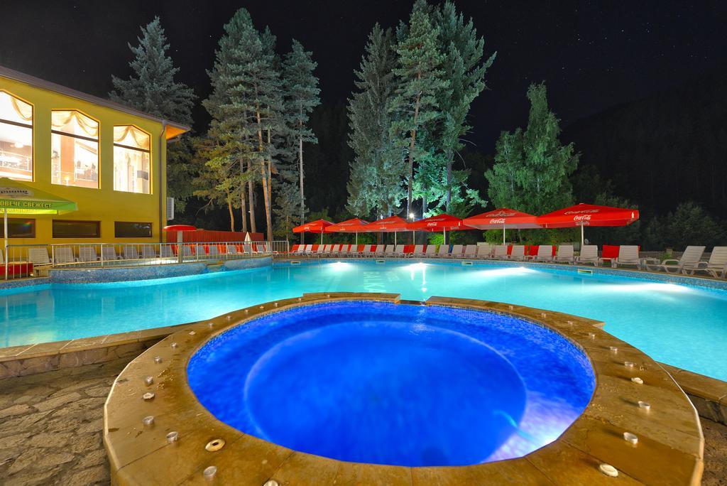 Balkan Hotel Chiflik Εξωτερικό φωτογραφία