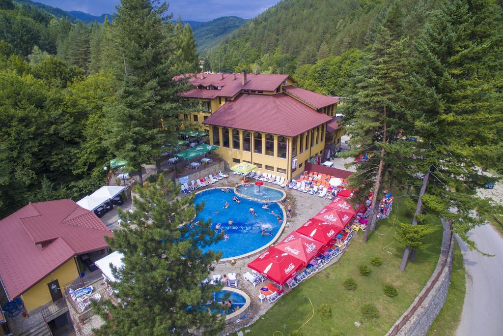 Balkan Hotel Chiflik Εξωτερικό φωτογραφία